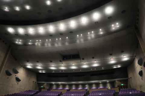 ���Q���@��������